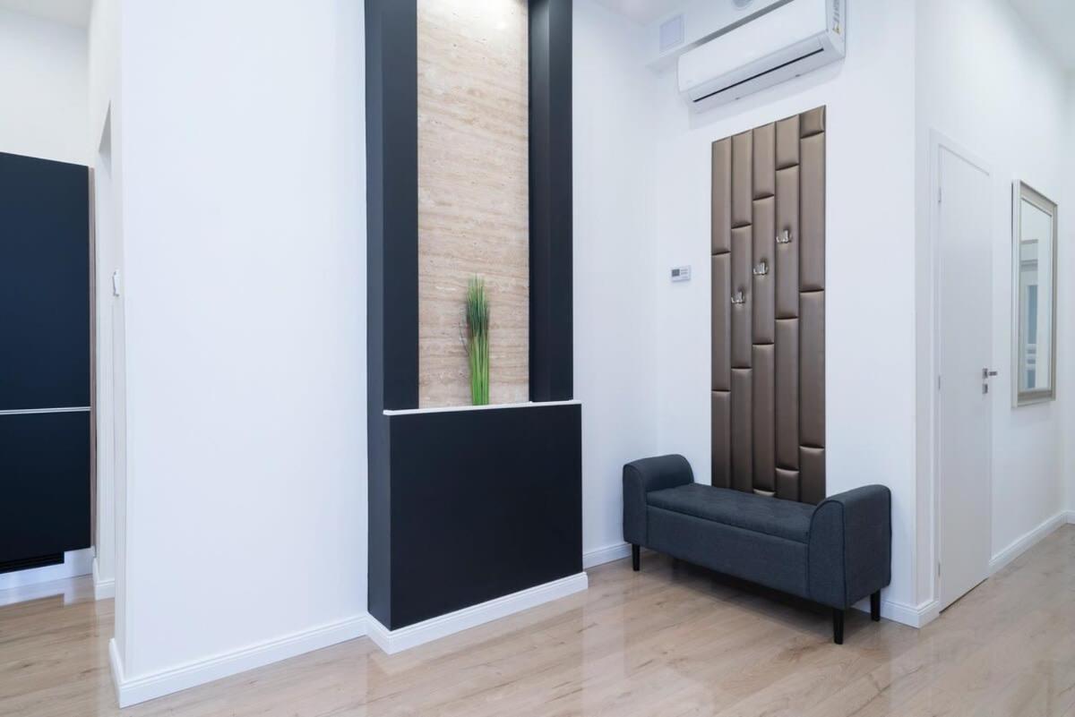 Apartment Stylish Large At Super Location *